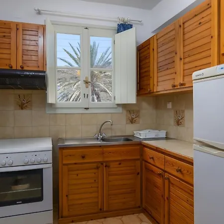 Areti'S Milos Guesthouses Adamantas  Exterior foto
