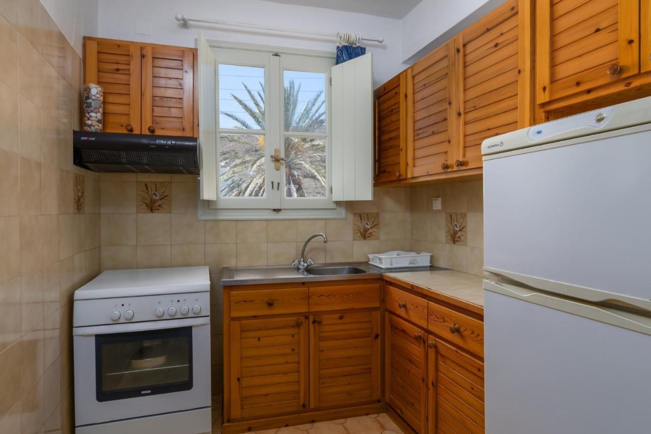 Areti's Milos Apartment